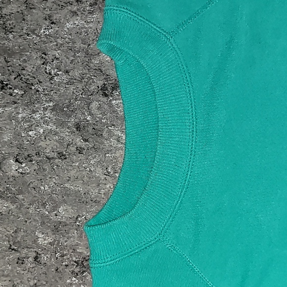 Vintage. Made in USA. Hanes Her Way. Crewneck sweatshirt. Women's 2X - Picture 8 of 15